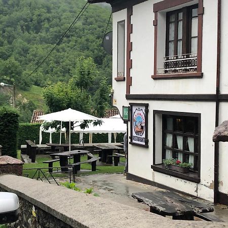 Hotel Restaurante La Carasca Orlé エクステリア 写真