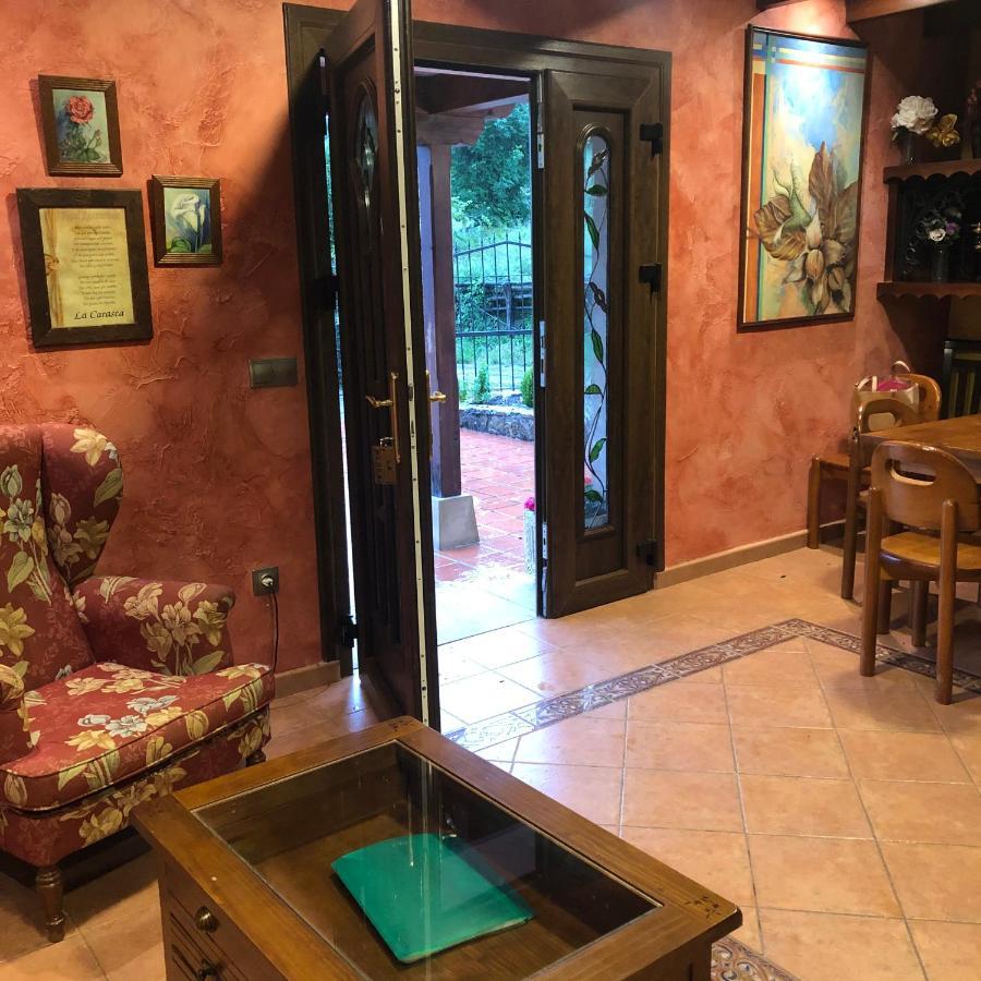 Hotel Restaurante La Carasca Orlé エクステリア 写真