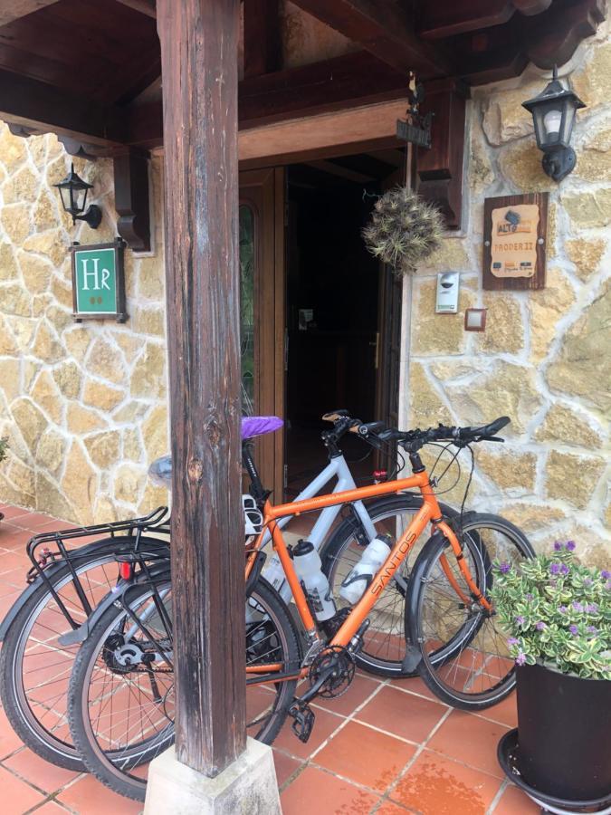 Hotel Restaurante La Carasca Orlé エクステリア 写真